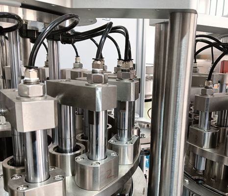Wysokiej precyzji, stabilnego ciśnienia, maszyna montażowa Euro Cap dla produktów farmaceutycznych, zgodna z ISO i GMP
