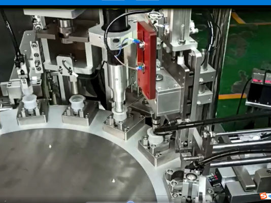 Dobra cena. IV Bag Dispensing Needle Cap Assembly Operator maszyny z gramofonem, duża pojemność, dobra jakość, wysoka konfiguracja w Internecie