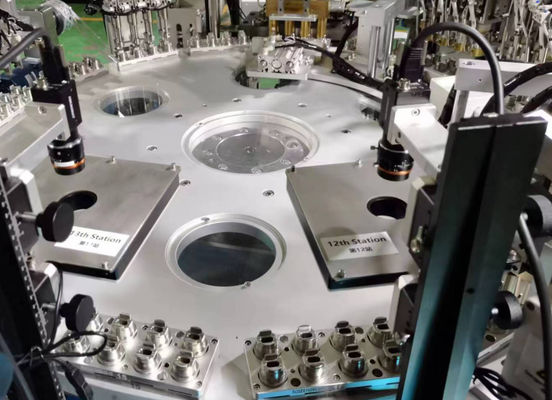 Dobra cena. Długa żywotność głowica spawalnicza z stopem tytanu Euro Cap Assembly Machine for High Speed Production Of Closures w Internecie