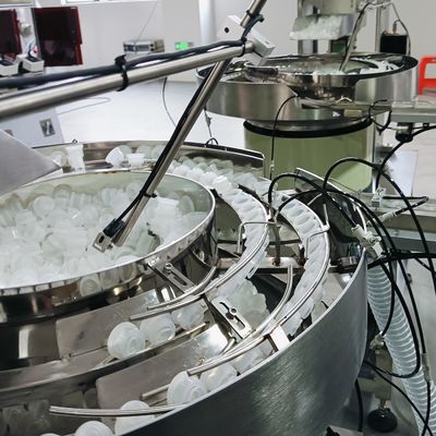 Mechaniczna maszyna montażowa z jednym wyciąganiem