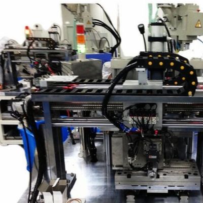 Lancet Mould i automatyczne umieszczanie igły w maszynie do formowania
