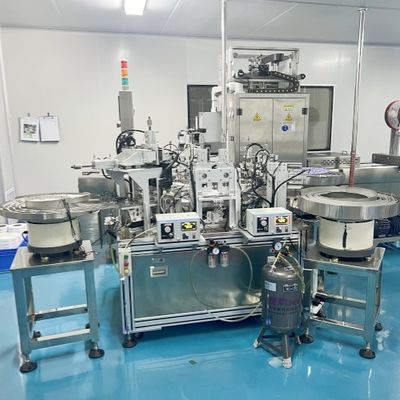 Dobra cena. Maszyna do montażu wyrobów medycznych z podłączami bez igieł do infuzji z w pełni automatycznym montażem i wysoką prędkością działania w Internecie