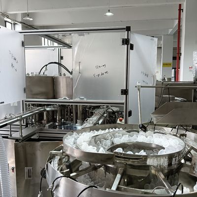 Mechaniczna podwójnie składana maszyna do montażu osłon z silnikiem serwo o dużej wydajności