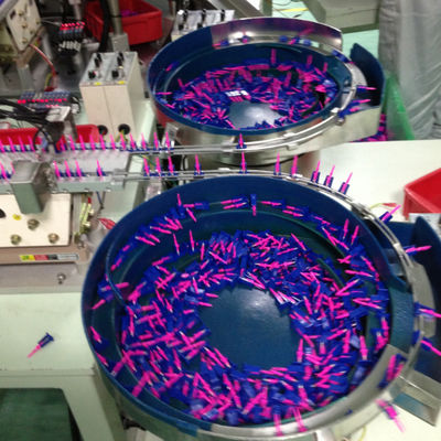 Automatyczna linia produkcyjna lancetów bezpieczeństwa z sterowaniem PLC i obsługą ekranu dotykowego dla 99% kwalifikowanej montażu igły do pobrania krwi